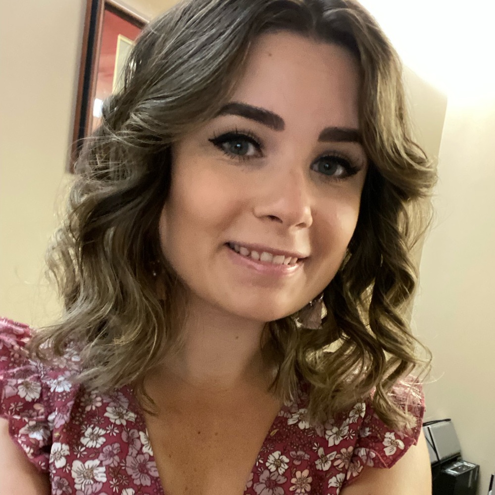 Meet your Posher, Kaylie